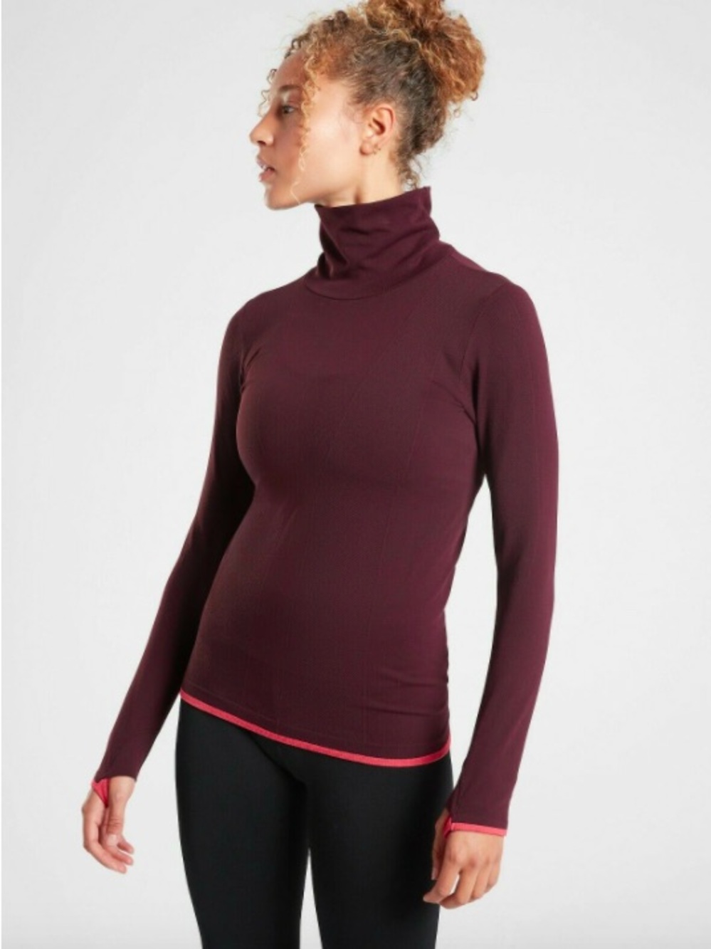 Athleta Flurry Downslope Turtleneck in Antique Burgundy women’s size medium